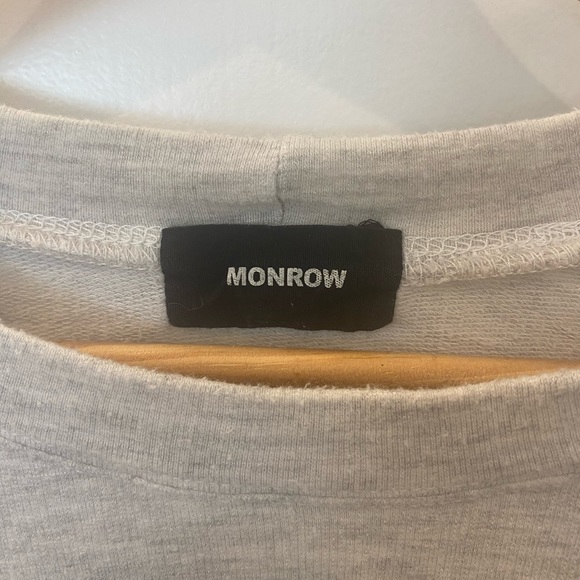 Monrow Raglan Faded Stars Sweatshirt - Picture 7 of 7